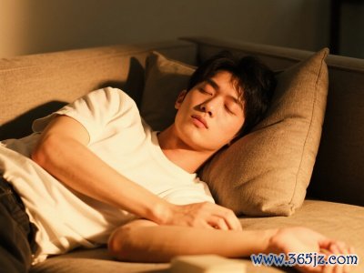 房劳过度 房劳过度