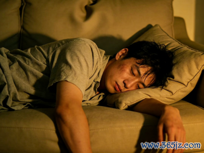 房劳过度 房劳过度